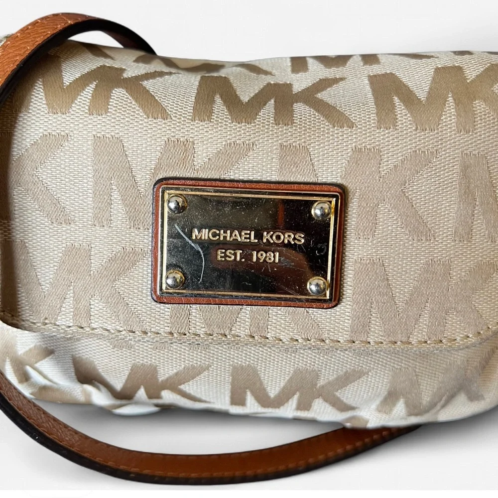 Michael Kors‎ Monogram Crossbody and Wristlet Set